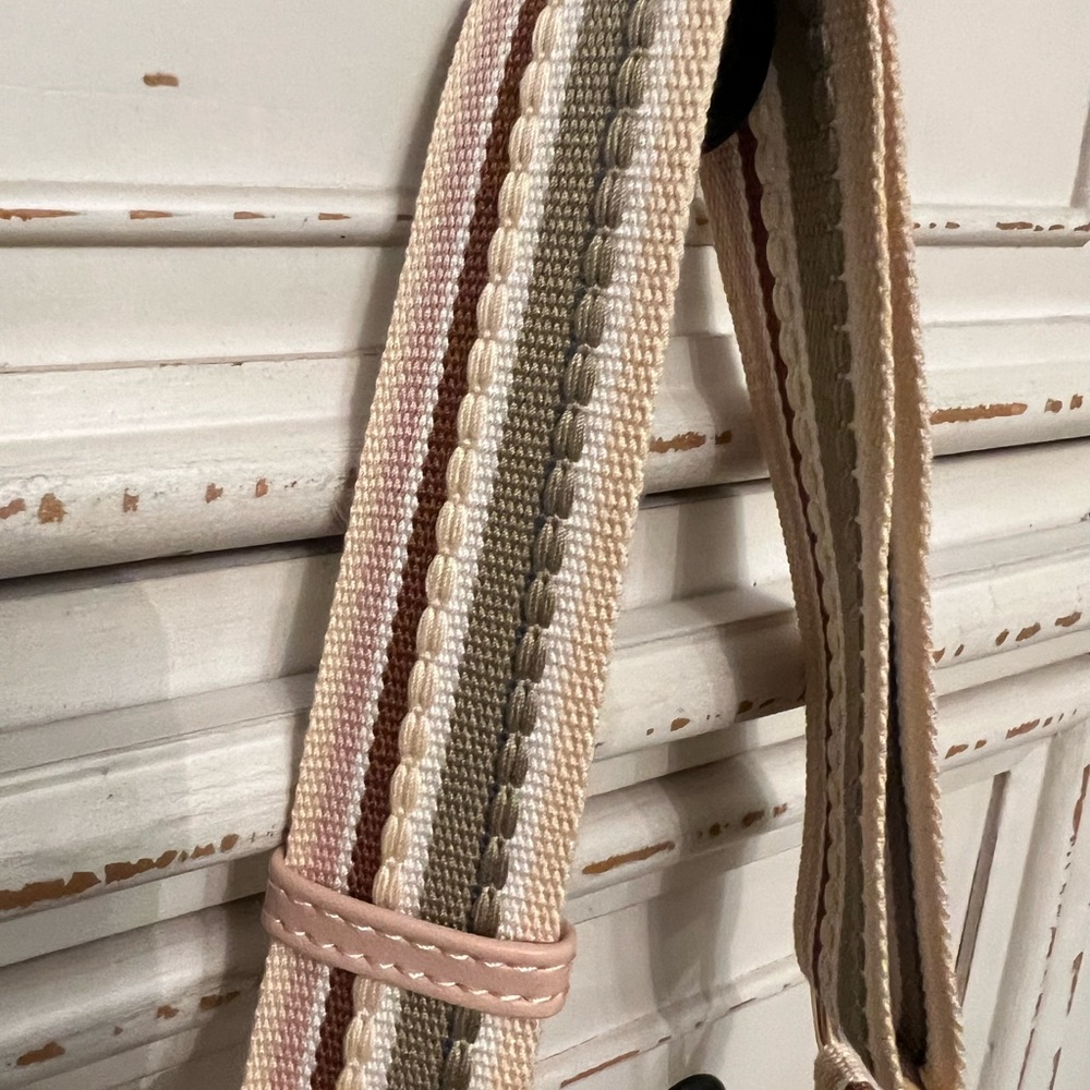 New with tags pink cross body purse